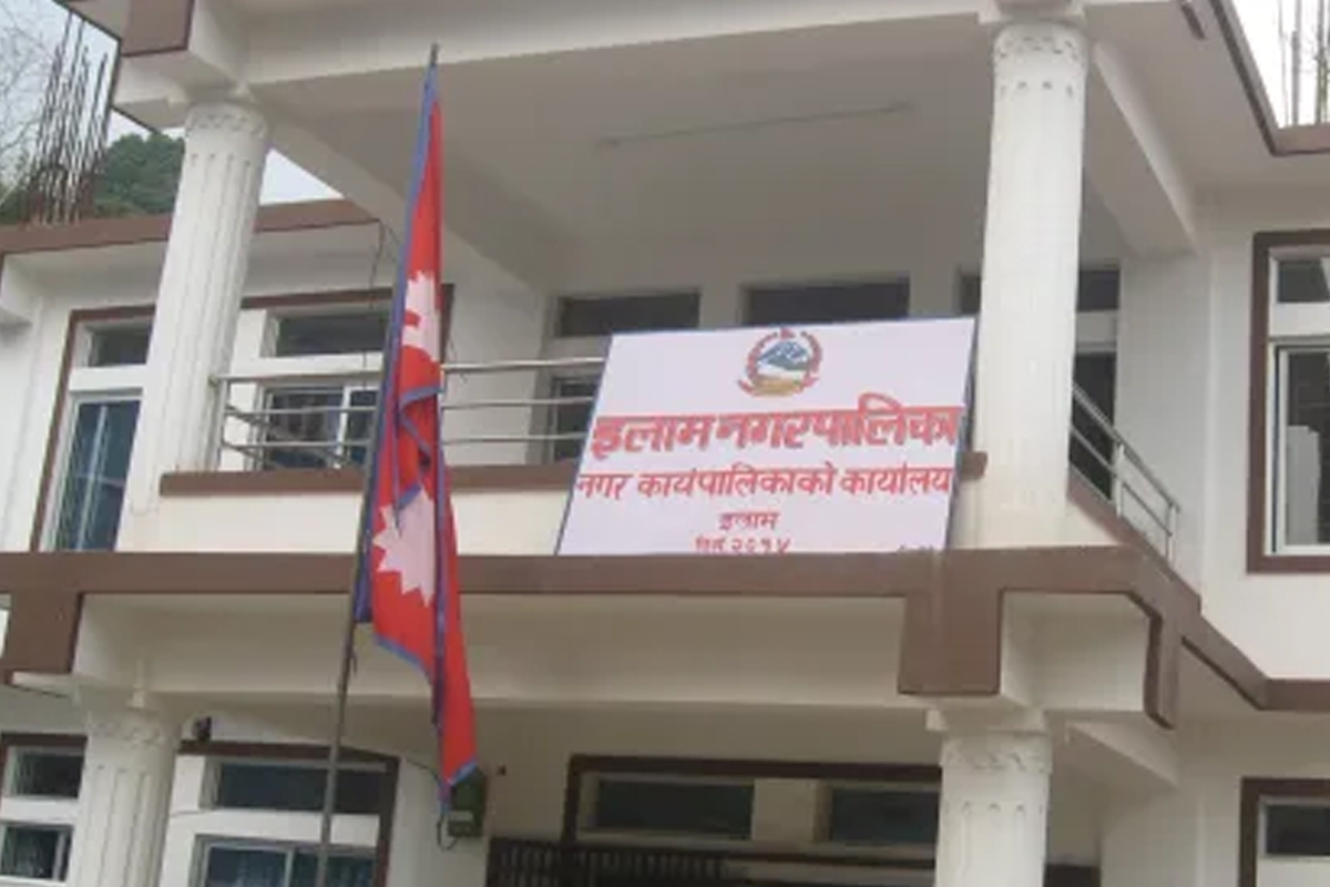 कोरोना प्रभावित विपन्न परिवारलाई आर्थिक सहयोग