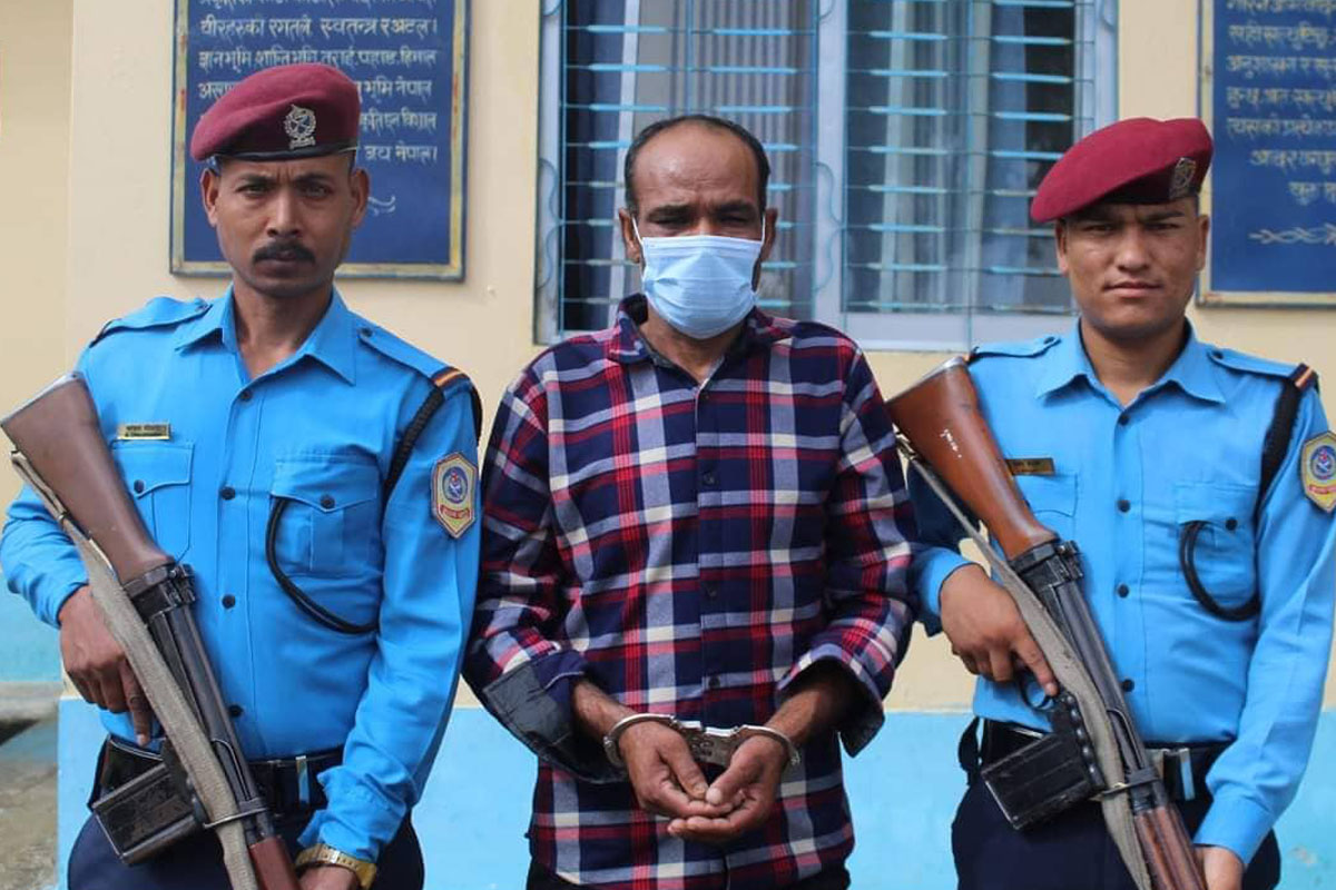 बन्चरो प्रहार गरेर श्रीमतीको हत्या गरेको आरोपमा एक जना पक्राउ
