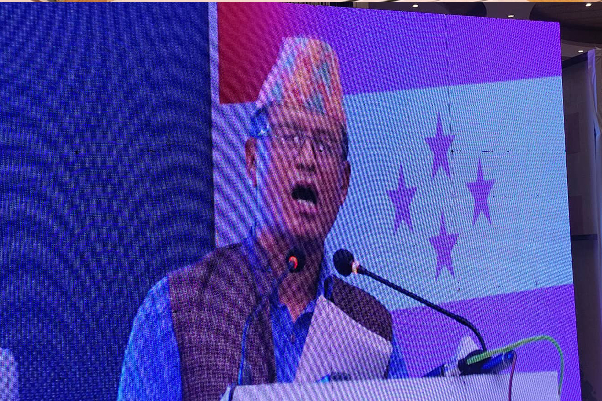 धनराजले झुक्किएर 'सभापति तथा प्रधानमन्त्री सुशील कोइराला' भनेपछि...