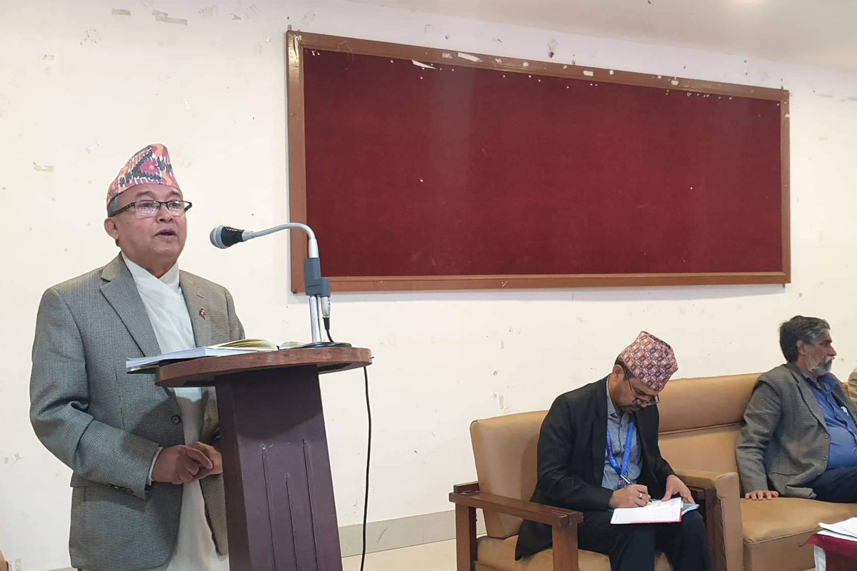 आचारसंहिता उल्लंघनमा टुलुटुलु हेरेर बस्न सकिँदैन : प्रमुख आयुक्त थपलिया