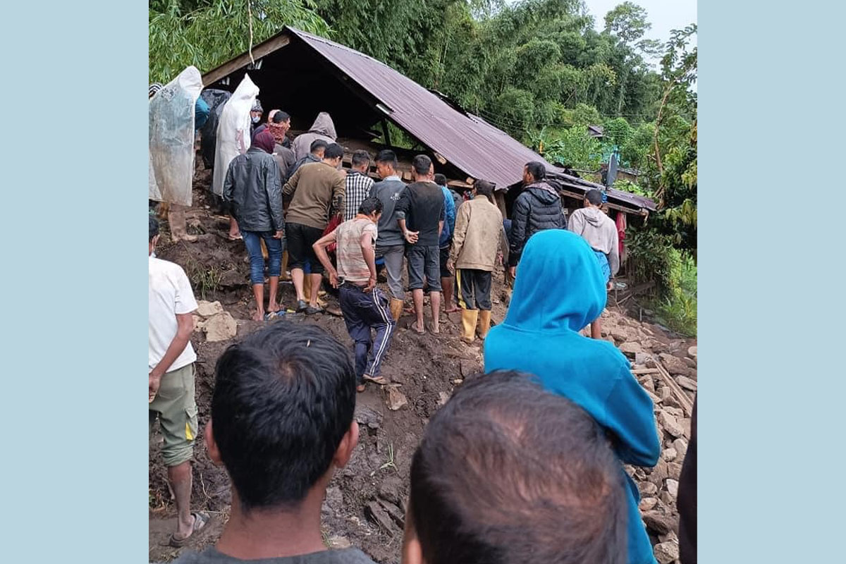 प्रदेश १ मा बाढीपहिरोमा ४९ जनाको मृत्यु