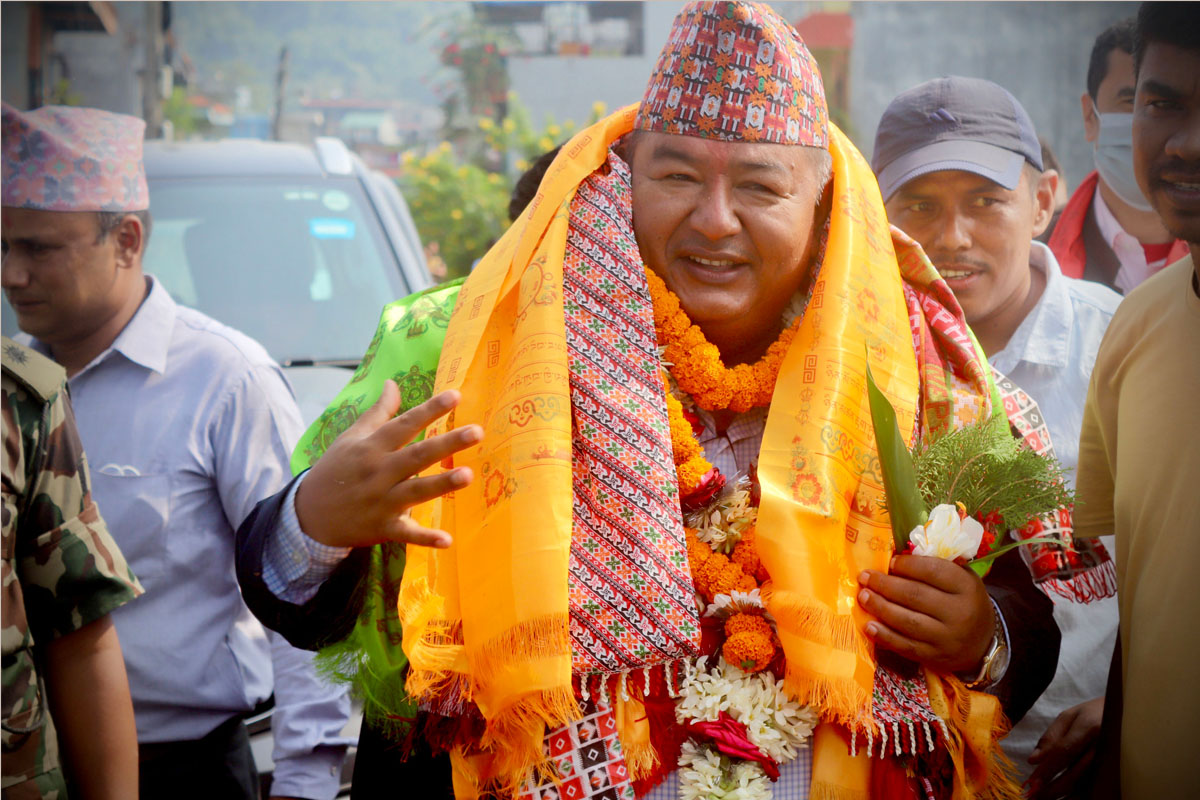 माधव नेपाललाई धोका दिने १० भाइ खास लालगद्दार हुन् : मन्त्री श्रेष्ठ