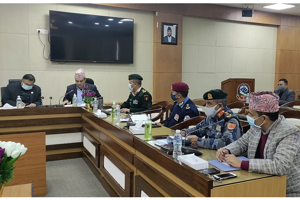 निर्वाचनबारे छलफल गर्न सिंहदरबारमा केन्द्रीय सुरक्षा समितिको बैठक