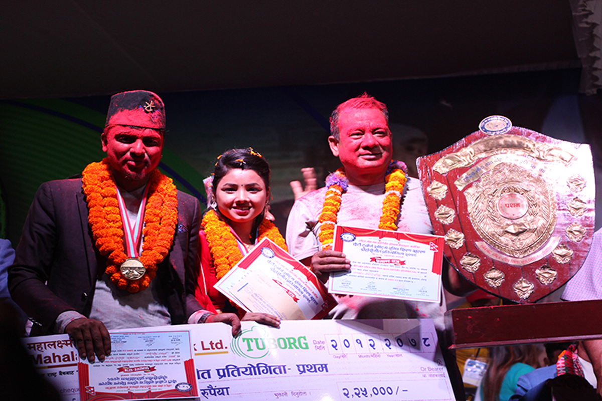 दोहोरी गीत प्रतियोगितामा नगरकोट दोहोरी साँझ प्रथम