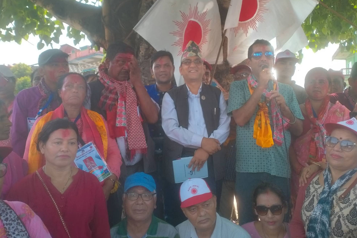रेनुलाई कृष्णभक्तको प्रश्न : गर्दै नगरेको काम गरेँ भन्न अप्ठ्यारो लाग्दैन?
