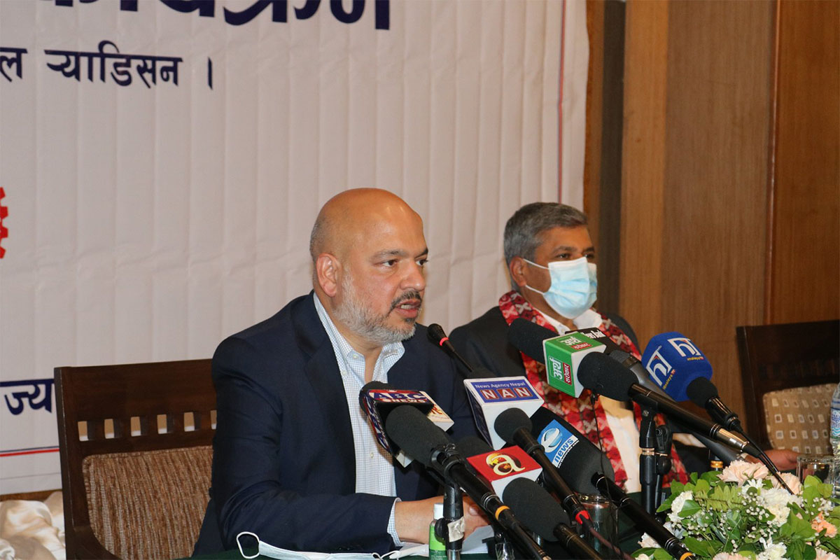 गभर्नर अधिकारीले भने– प्राइभेट सेक्टरको नाफा जोगाउने काम राष्ट्र बैंकले गर्दैन