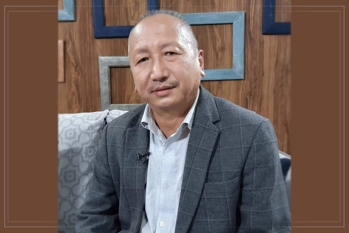 प्रकाश सपुतलाई श्रवण मुकारुङको सुझाव– जिम्मेवार कलाकारले आत्मसमीक्षा गर्छ