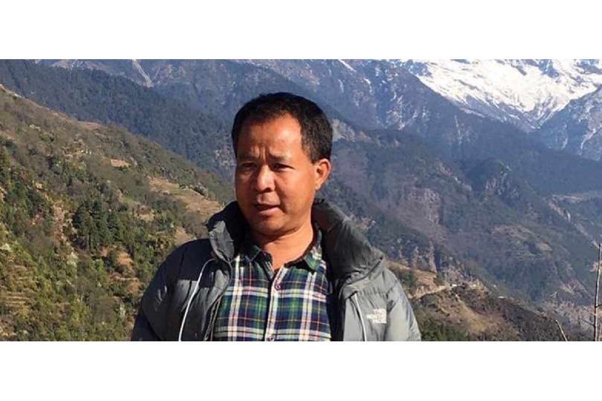 कांग्रेसको राजनीति गर्न उपप्राध्यापक लामाले राजीनामा दिए