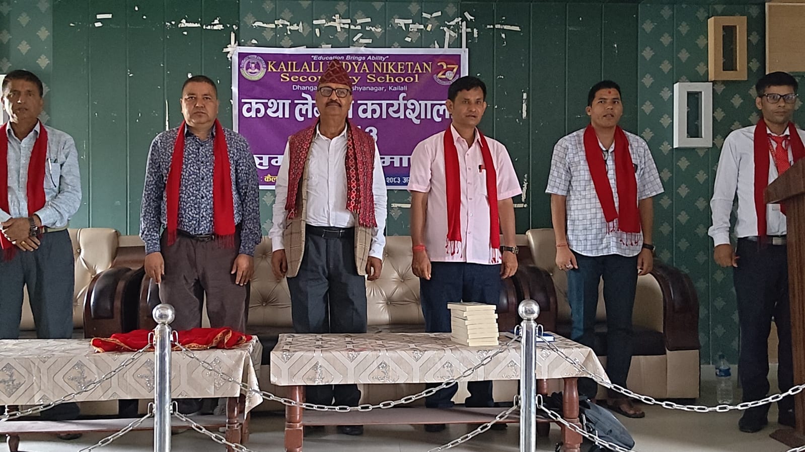 कैलाली विद्या निकेतन धनगढीमा कथा लेखन कार्यशाला सम्पन्न