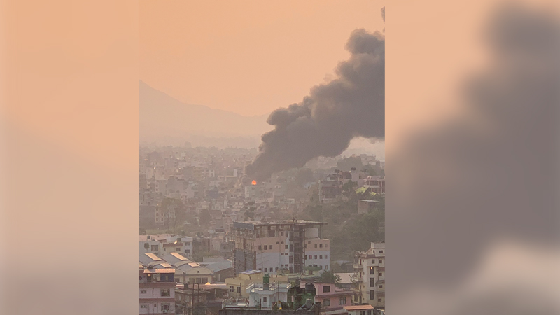 सशस्त्र प्रहरीको बलम्बुस्थित गोदाममा आगलागी