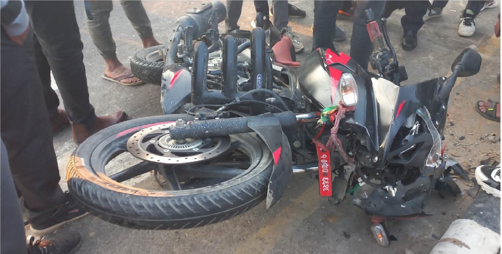 धनगढीमा मोटरसाइकल दुर्घटना