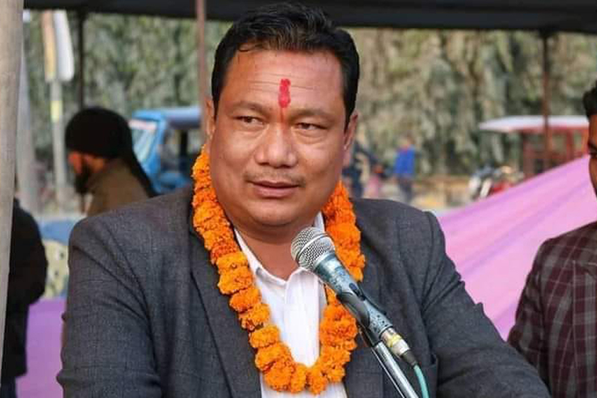 कर्मचारी खटनपटनमा भनसुन निषेध : प्रशासनमन्त्री मोदी