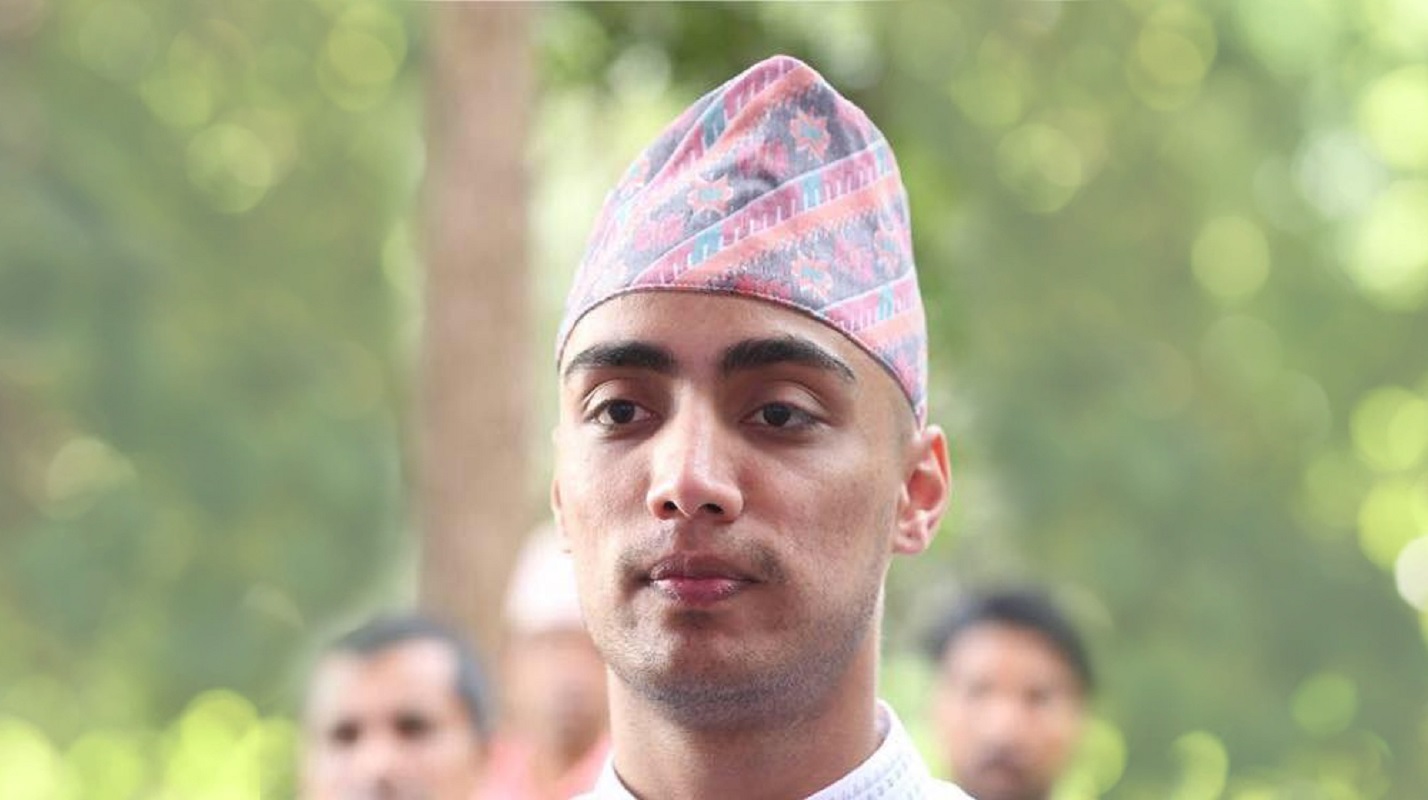 स्व. खुमबहादुर खड्काका छोरा अनुराग दाङ १ (ख) बाट चुनाव लड्ने