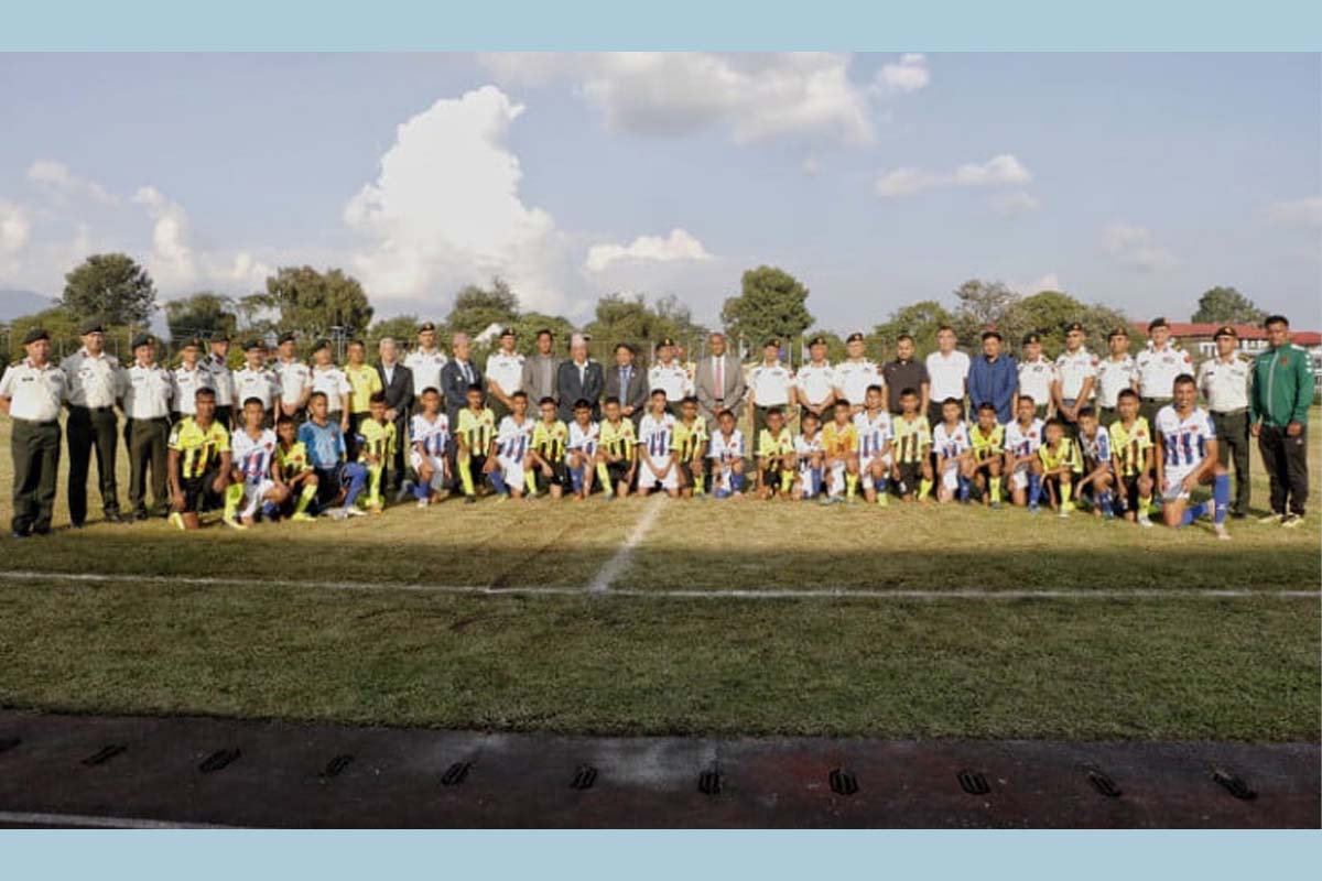 आर्मीले फुटबल एकेडेमीको सुरूआत गर्दै