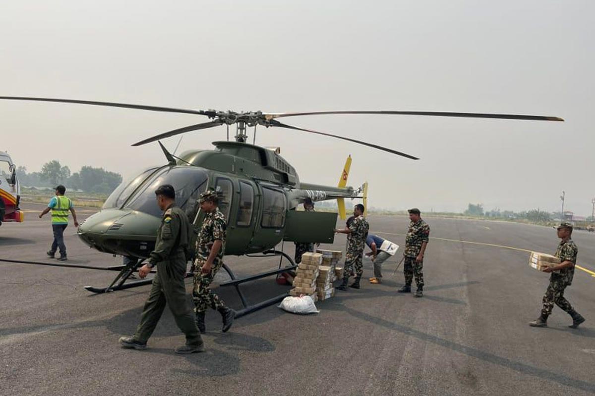 देशभरका ४९ जिल्लामा मतपत्र ढुवानी, एक करोड ८० लाख छपाई