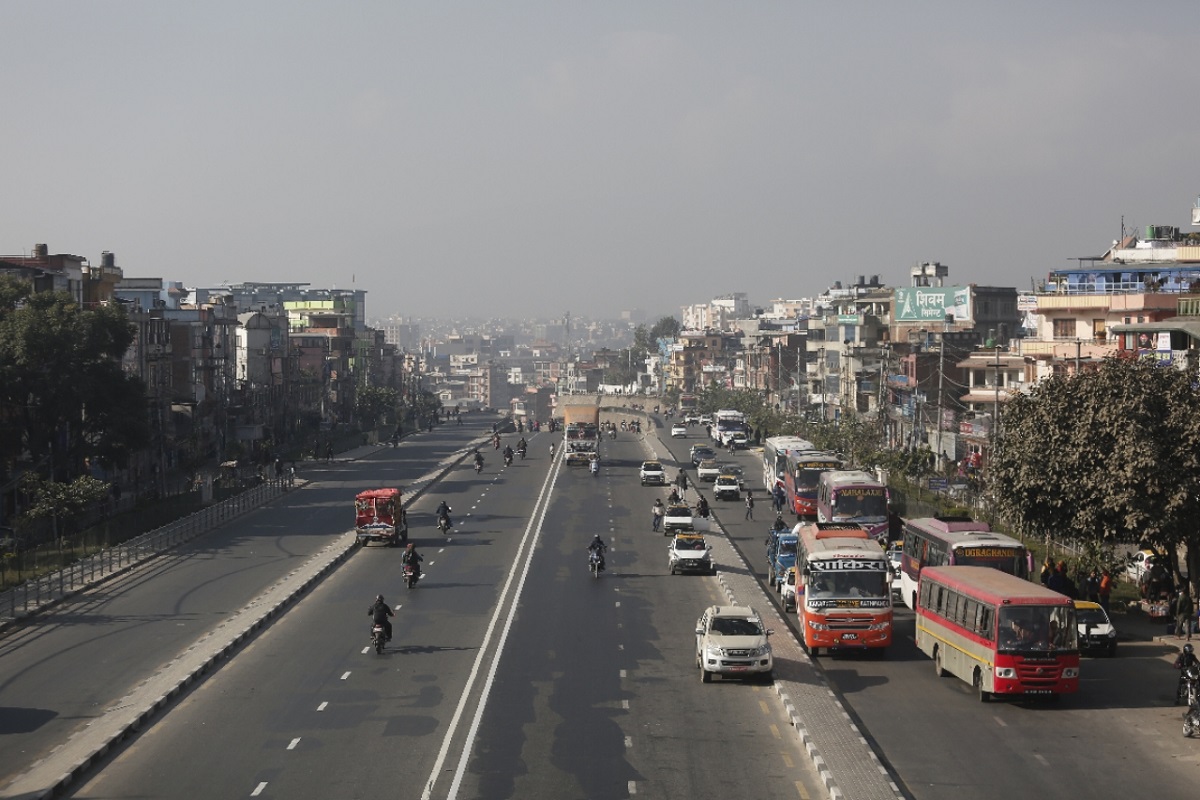 बन्दबाट जनजीवनमा सामान्य प्रभाव