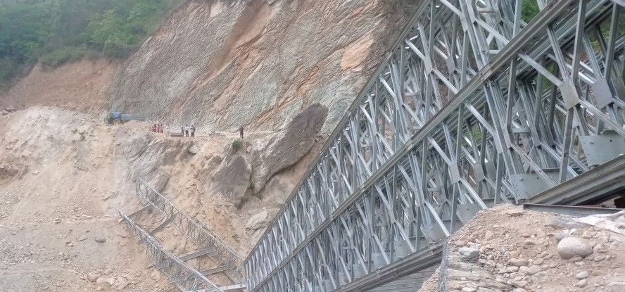 पाँचथरमा बेलिब्रिज भाँचिदा घाइते भएका तीन जना कामदारको मृत्यु