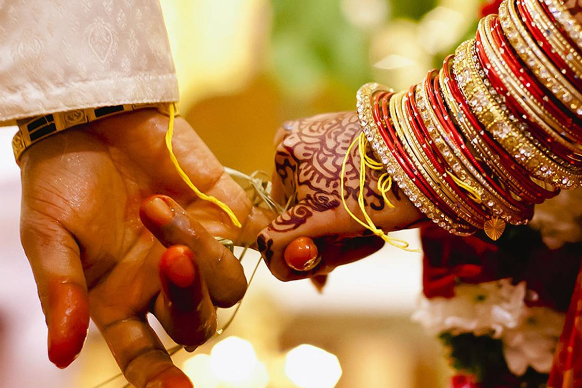 जहाँ श्रीमान् जीवित हुँदा पनि विधवा हुन्छन् महिला