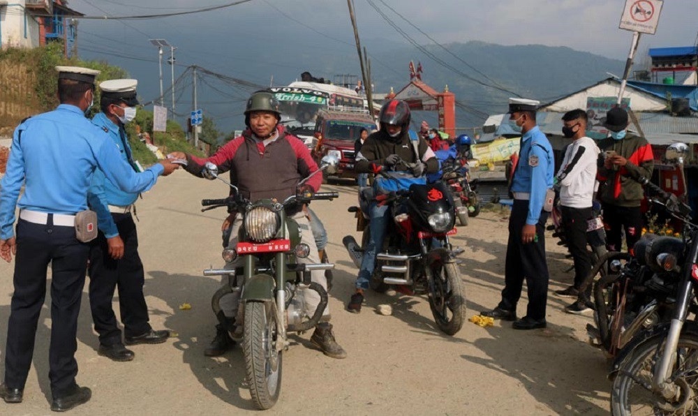 खोटाङमा ट्राफिक कारबाहीबाट ५० लाख राजस्व संकलन