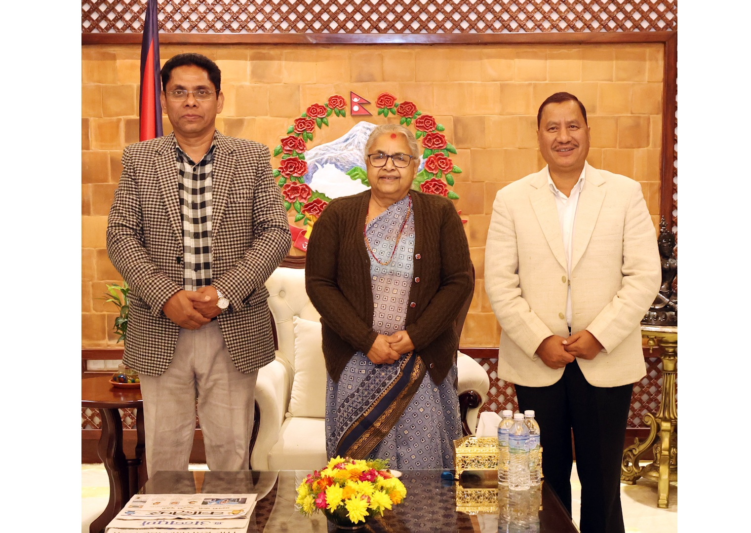 प्रधानमन्त्री र नेकपा माओवादीका नेताबीच भेटवार्ता