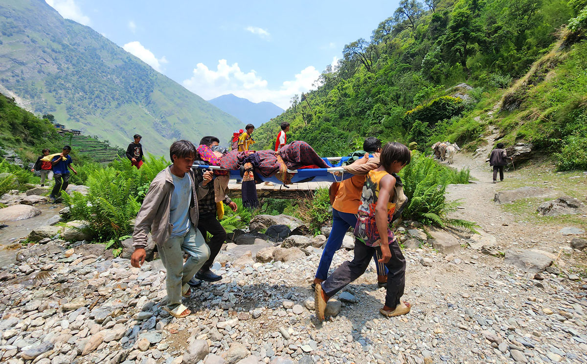 सडक नपुग्दाको सकस