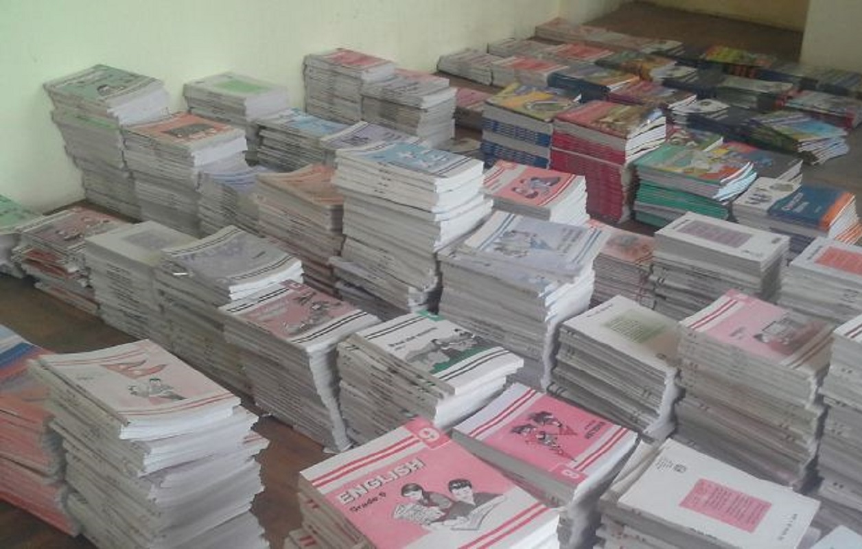 विद्यालयमा समयमै पाठ्यपुस्तक पुर्‍याउन निर्देशन