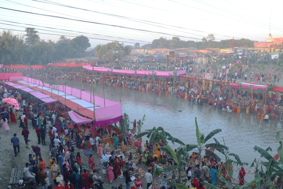 छठ पूजामा सहभागी हुने भक्तजन बढ्दै