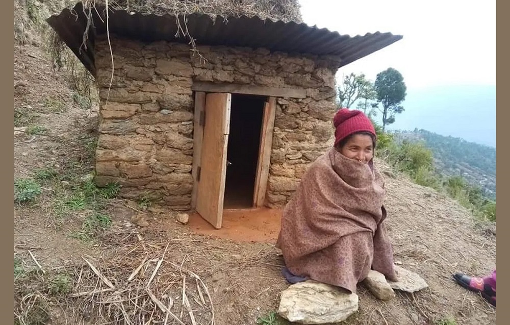 हेलिकोप्टरबाट नदेखिने छाउगोठका कहानी