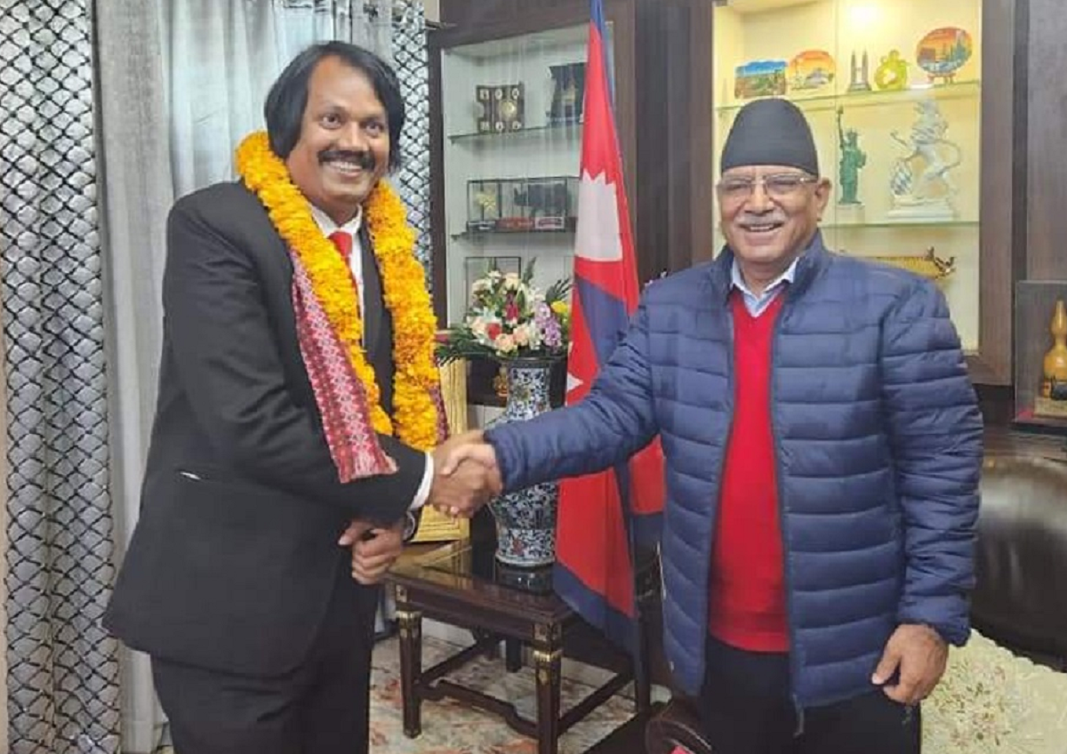 जनमत पार्टीका अध्यक्ष डा. सिके राउत राजनीतिक भेटघाटमा व्यस्त