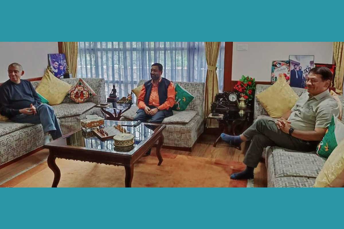 तीन नेताको निष्कर्ष: गठबन्धनका कारण मन्त्रिपरिषद्‌ विस्तारमा ढिलाइ, चाँडो गर्न दबाब
