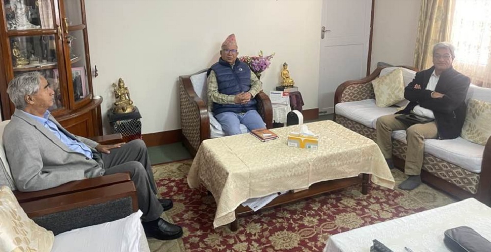 देउवा-नेपाल भेटवार्ताबारे रमेश लेखक- सकारात्मक कुराकानी भयो, छलफललाई निरन्तरता दिन्छौं