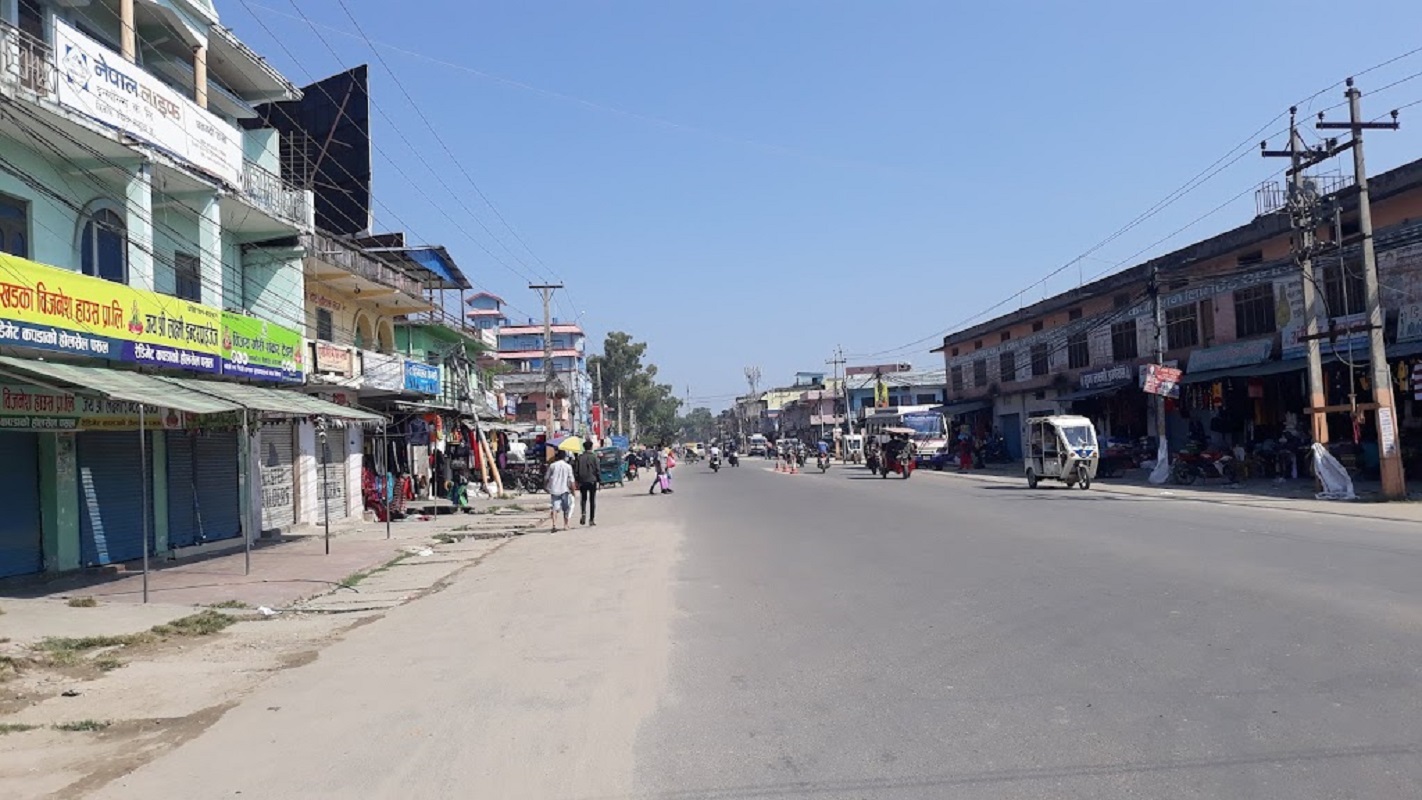 दसैंमा पातलियो धनगढीको चहलपहल