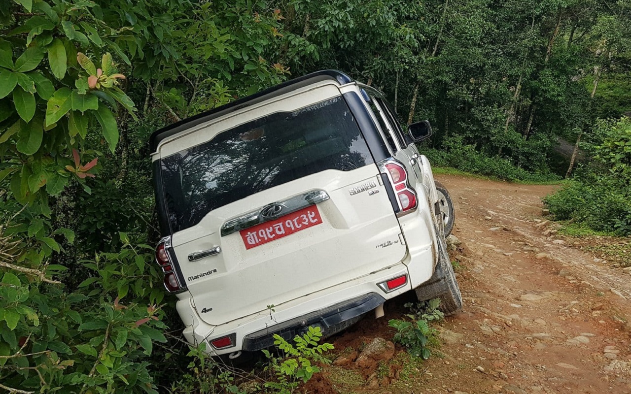 दुर्घटनाबाट बचे कांग्रेस उपसभापति गुरुङ