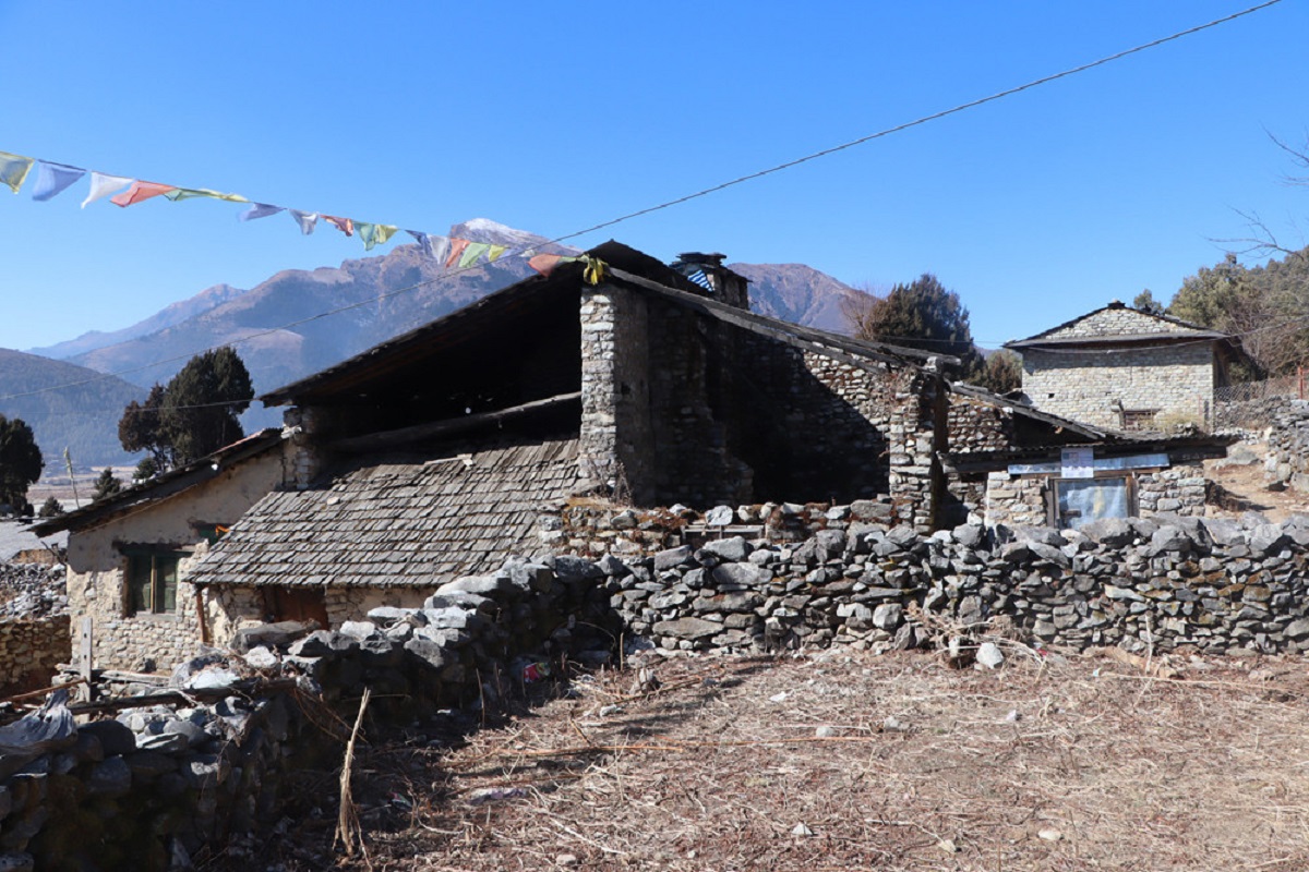 अवसरको खोजीमा सहर पस्दै ढोरपाटनका तिब्बती शरणार्थी