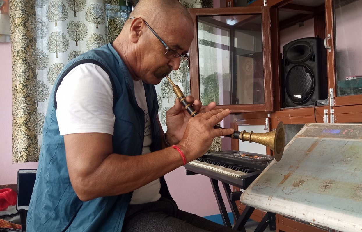 गाउँघरमा बज्नै छाडे मंगल धुन