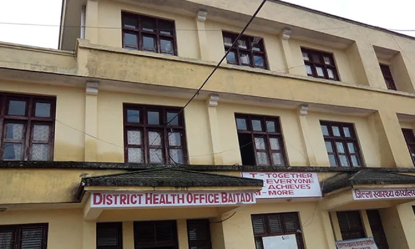पहिलोपटक बैतडी जिल्ला अस्पतालमा नौ चिकित्सक