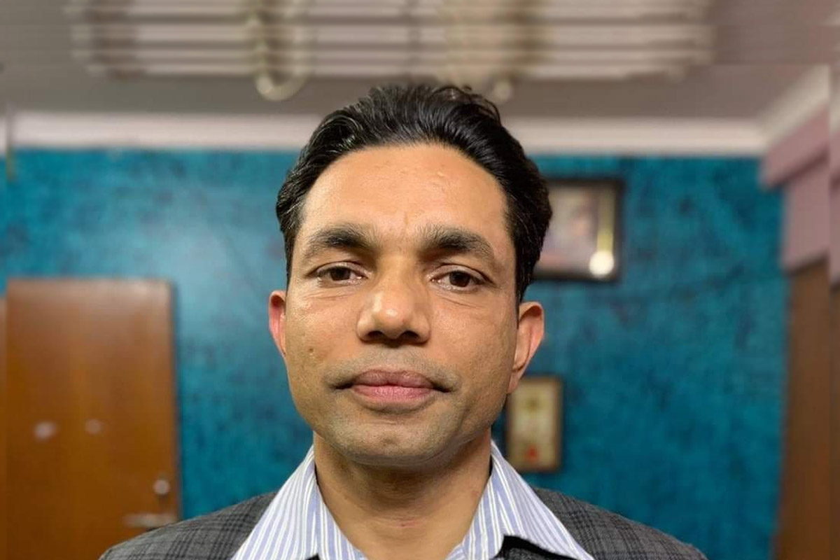 डा मरासिनीको सरुवा रोक्न सफल भएनन् ट्रमाका निमित्त प्रमुख