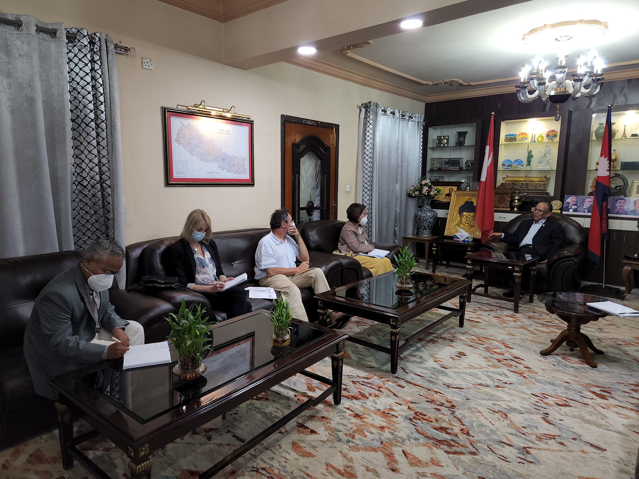प्रचण्ड र युरोपेली सङ्घका राजदूतबीच भेटवार्ता, संक्रमणकालीन न्यायबारे छलफल