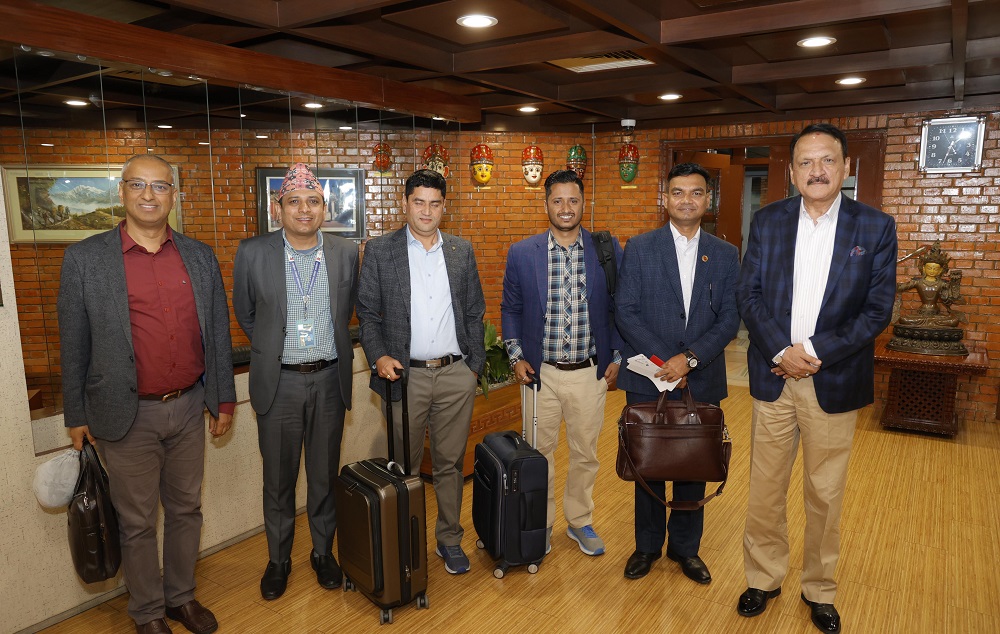 विश्व बैंकको वार्षिक बैठकमा भाग लिन मोरक्को गए अर्थमन्त्री महत 