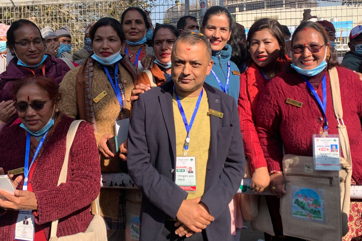 मतदान सकिएपछि गगनले भने- समयमा मतपत्र आएको भए सभापतिको नतिजा आइसक्थ्यो