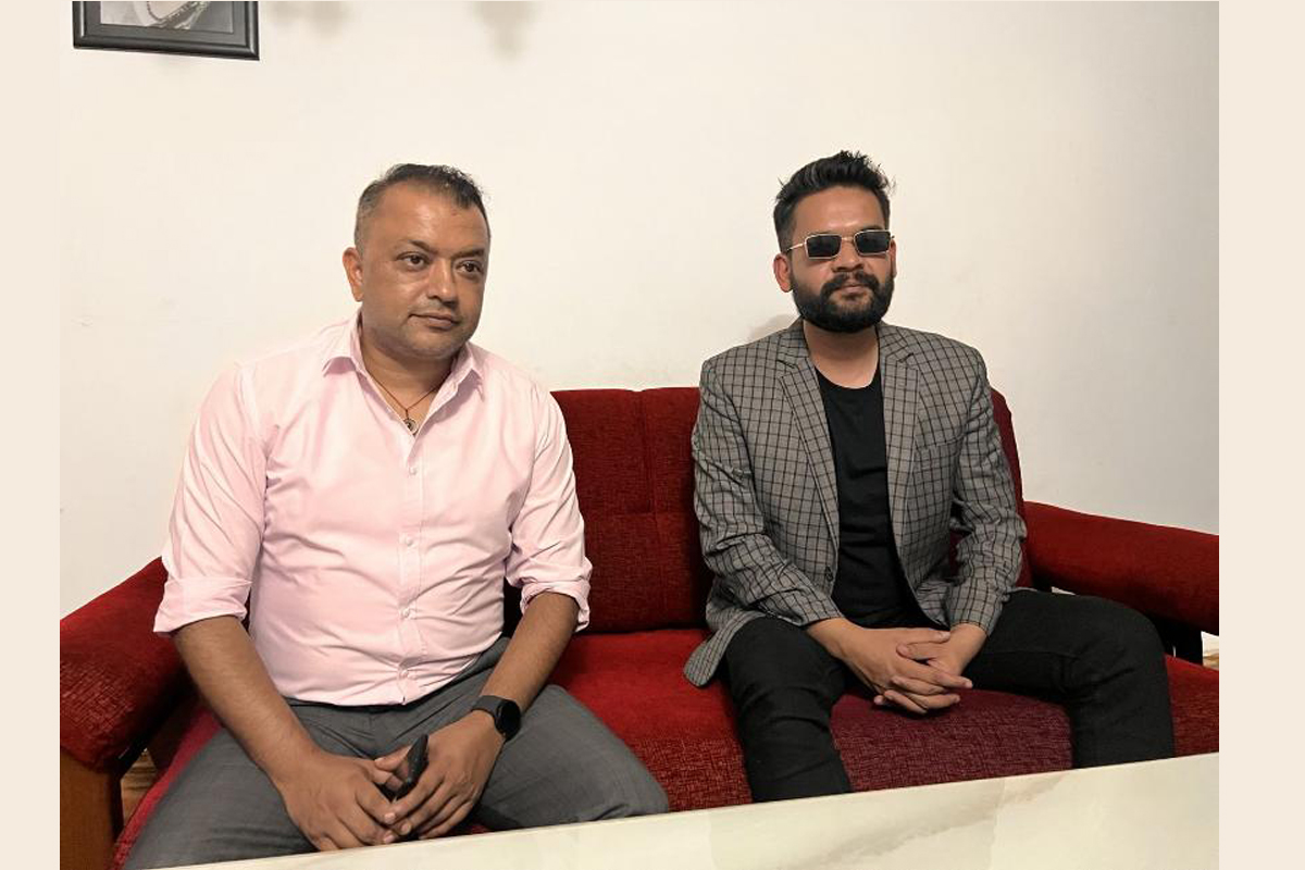 कांग्रेस सांसद थापासँग मेयर बालेनको भेट