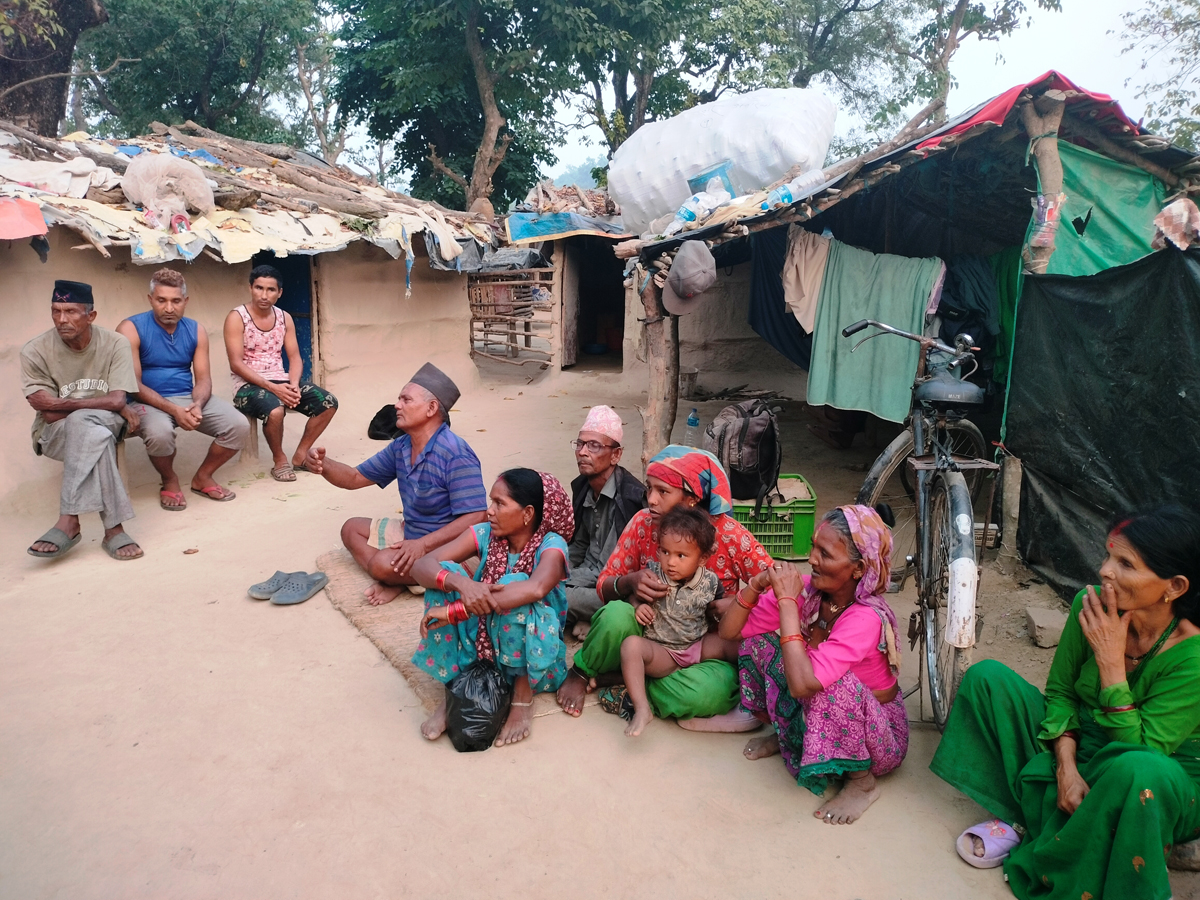 वनहराको भूमिहीन शिविरमा आएन तिहारको रौनक