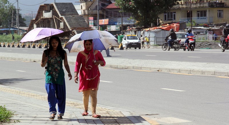 गर्मीले पश्चिमी मधेसको जनजीवन प्रभावित