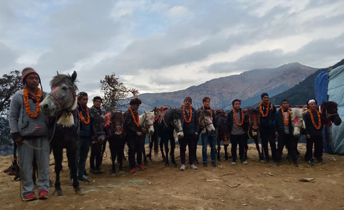 घोडेपानीमा घोडा दौड