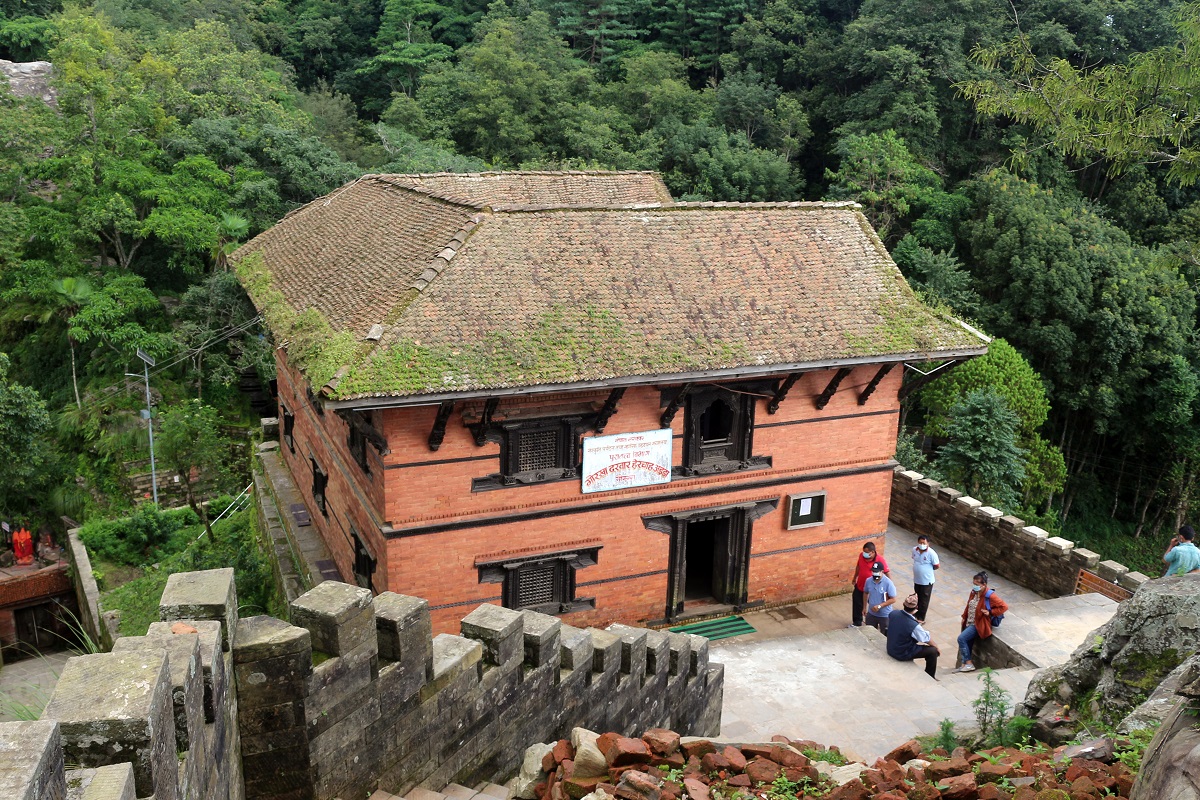 पृथ्वीनारायणको राजगद्दी पुनर्स्थापना