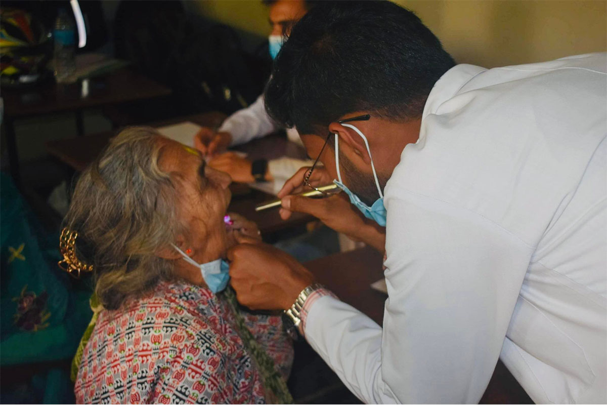 'गाउँघरमा चिकित्सक कार्यक्रम' सञ्चालनमा