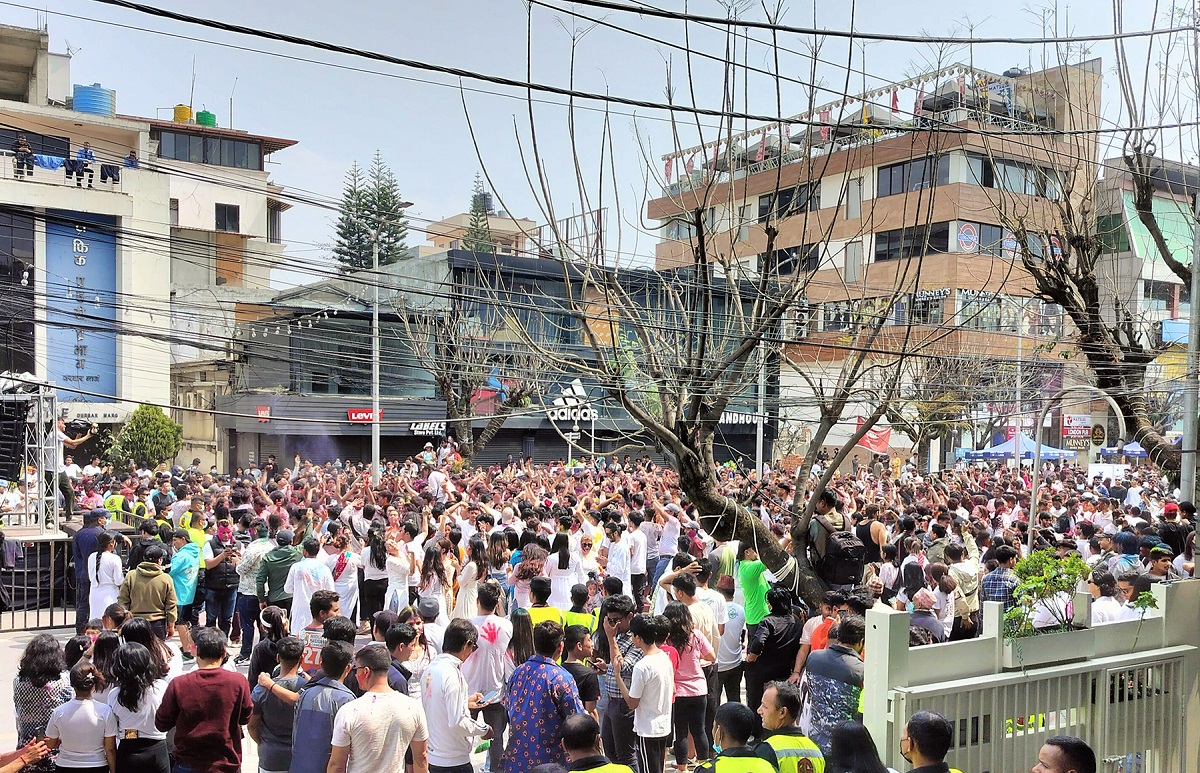 कस्तो हुँदैछ होली ? उपत्यकामा ड्रोनबाट निगरानी