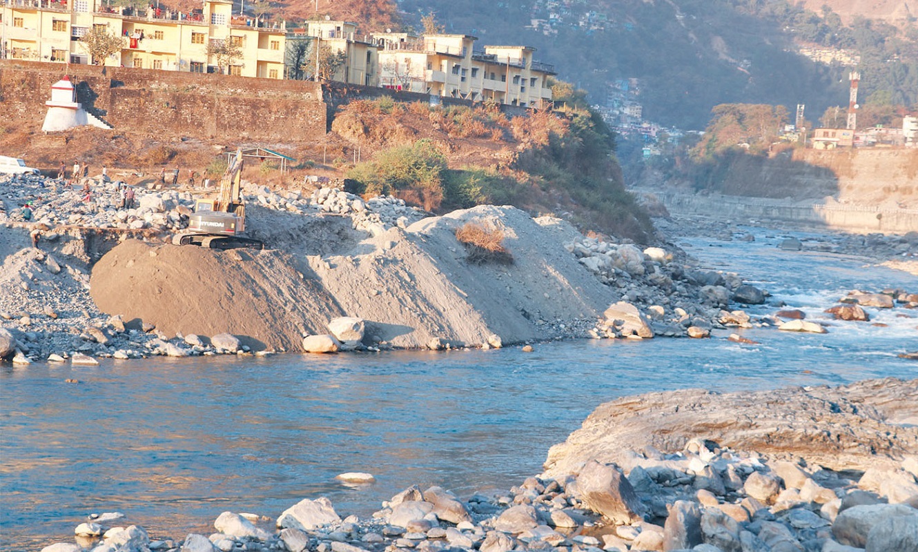 भारतले हटाएन महाँकालीको बाँध