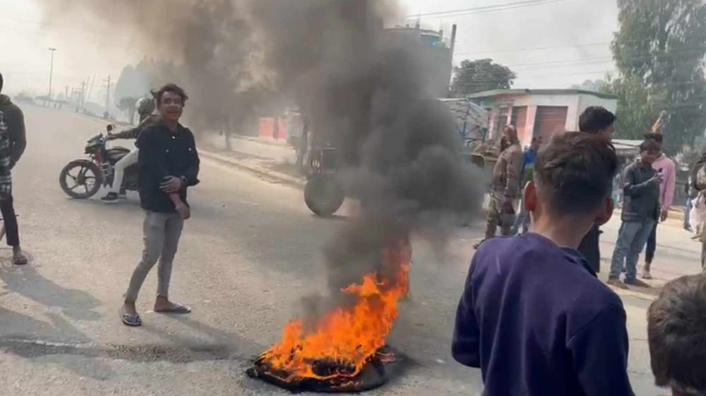 मन्दिरको दान पेटिका चोरी भएपछि जनकपुरमा प्रदर्शन