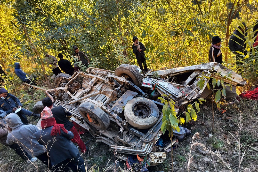 अर्घाखाँचीमा जिप दुर्घटना हुँदा दुई जनाको मृत्यु